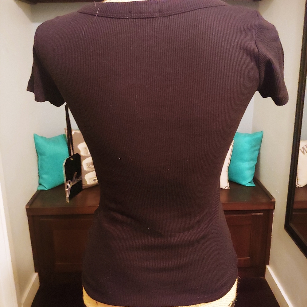 Black top - Picture 4 of 4